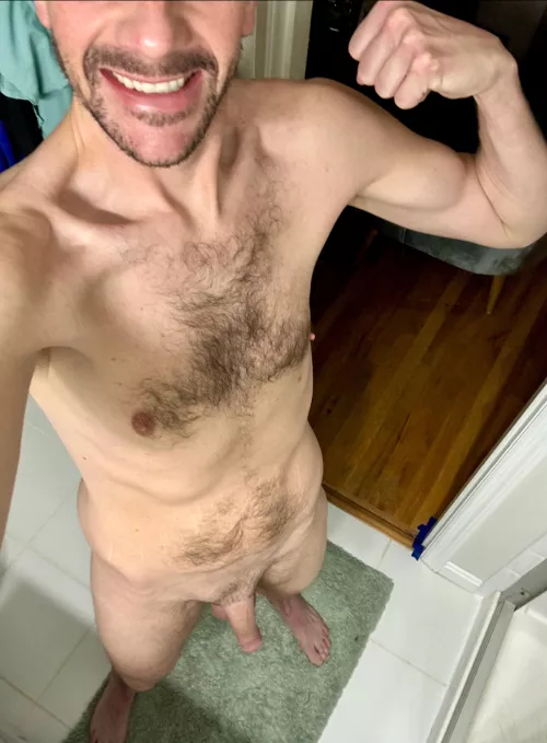 Post morning 10k in 30 degrees! The glow might have frozen, this shower will be ahhhh-mazing!