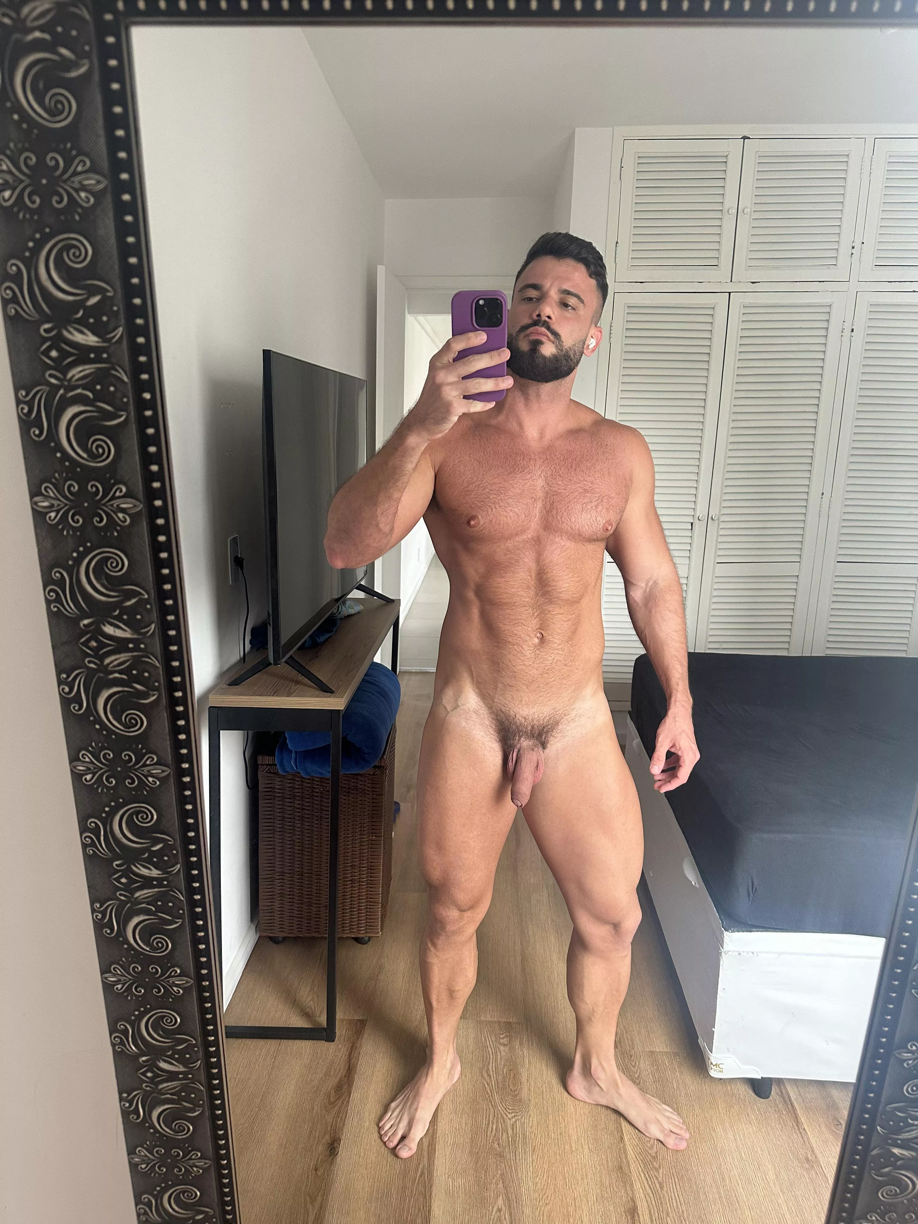 Pubes + hard feelings