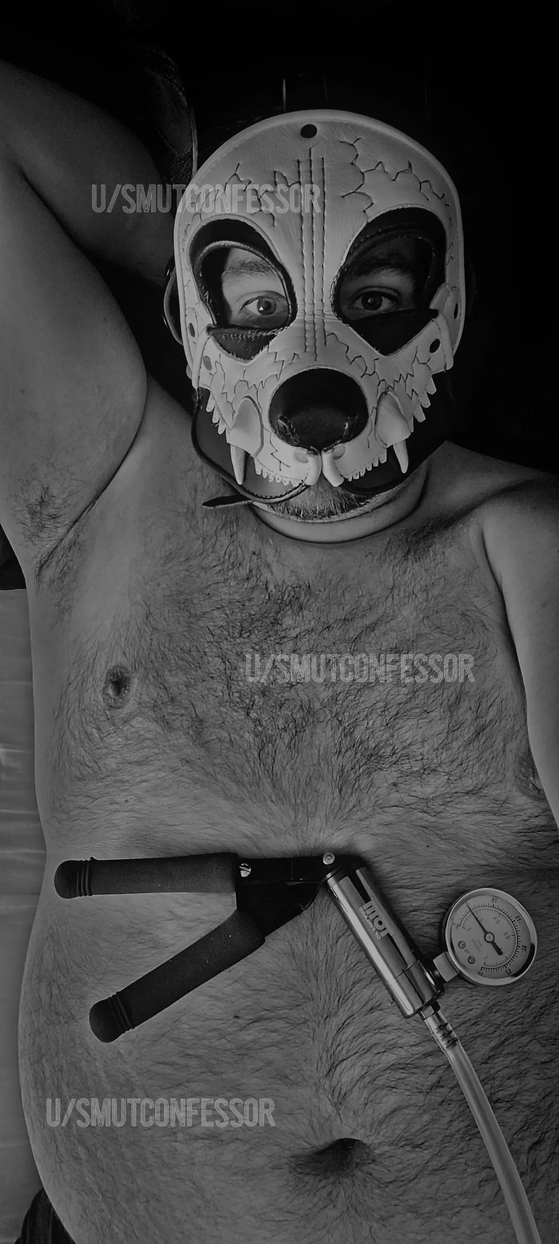 Pumping while pupping is always fun!