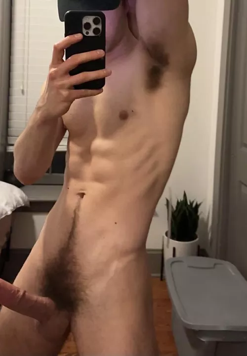 Ran out of deodorant this week and I’m musky af, would u let me hold ur face in there bro?