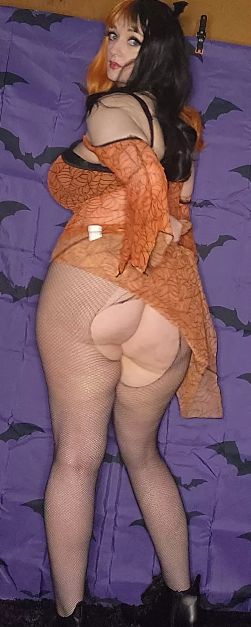 Ripped fishnets 
