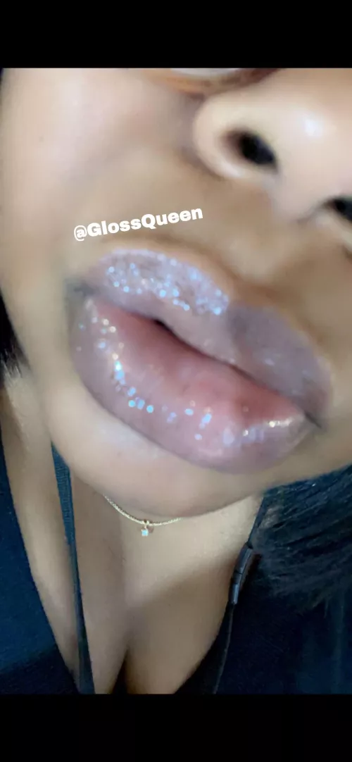 Risk it all for me 🤭