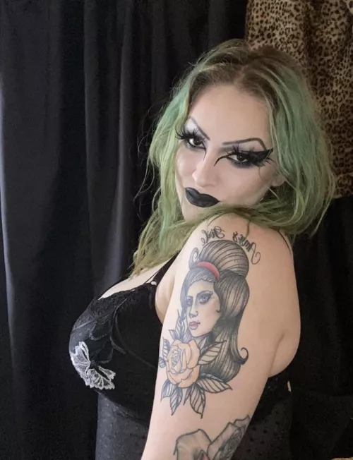 Seeing my favorite band tomorrow night. What are you doing this weekend? 