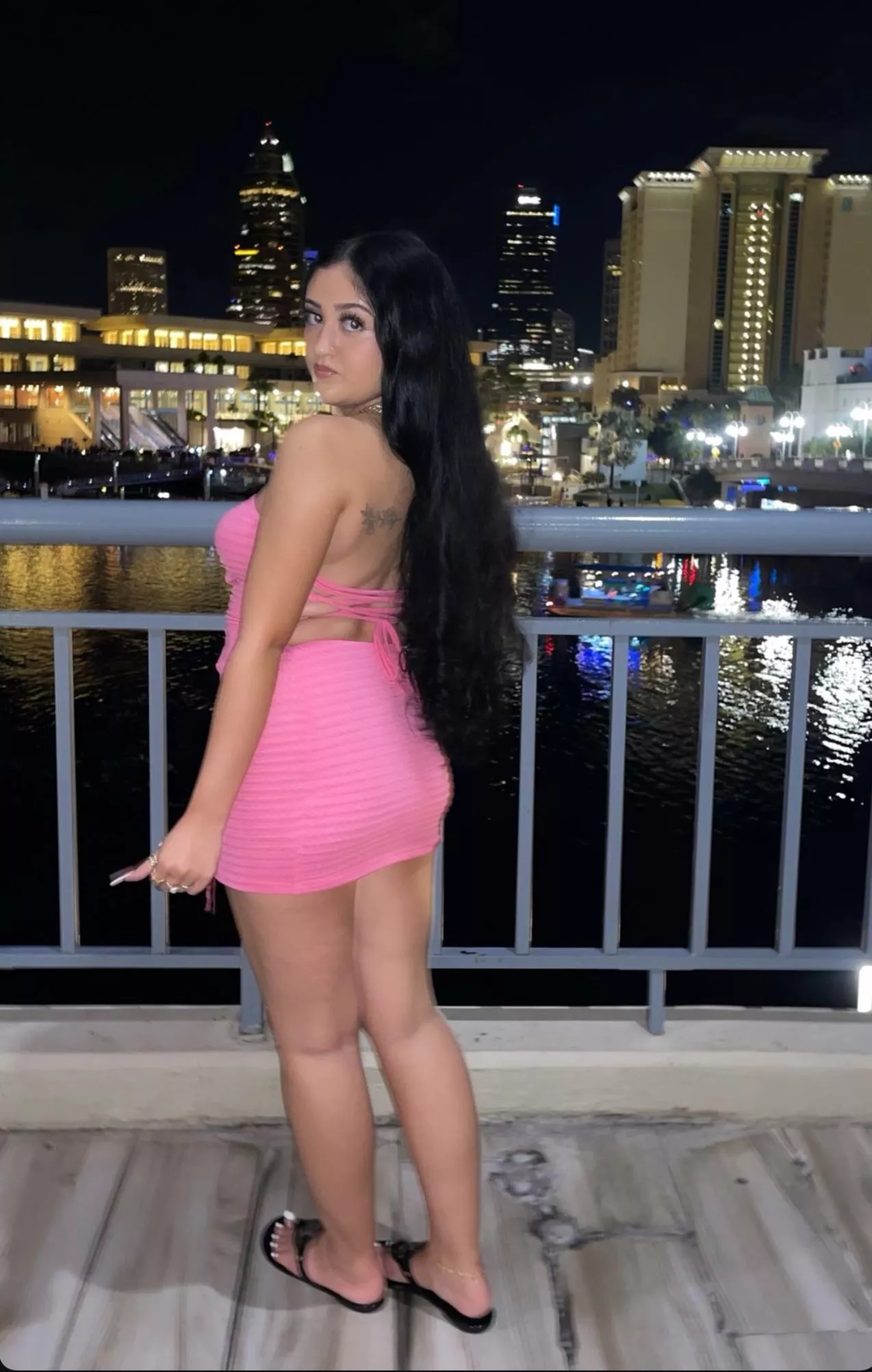 Sexy Cuban wit Tory’s😋😘💦