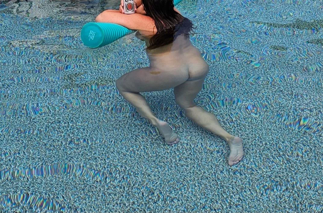 Skinny dipping party