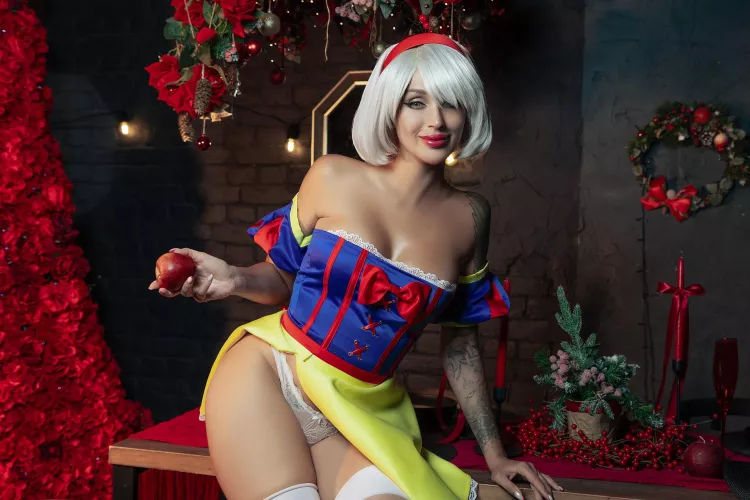 Snow White by Lera Himera