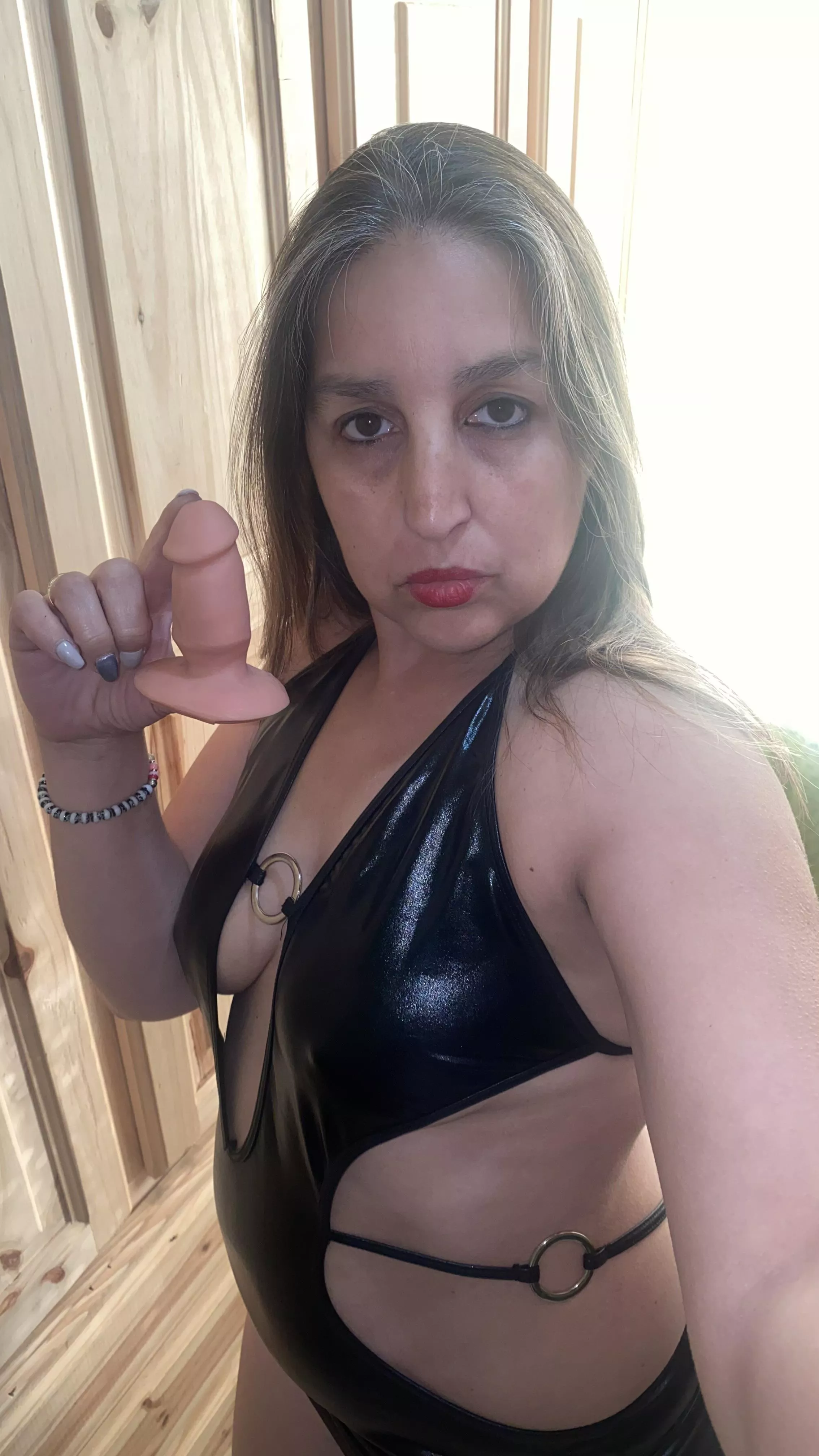 Tell me if you would like to be humiliated by me loser