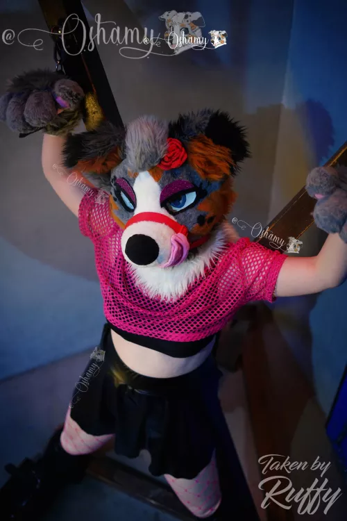 ~ That's how you like it hmm? Tied up, not able to move an inch and ready to get punished by anyone who's around 😏⛓