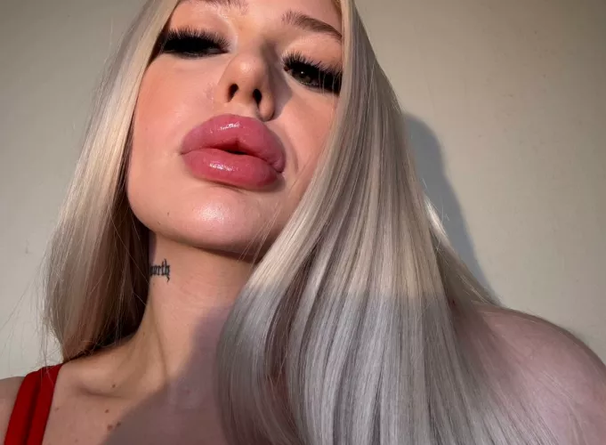 The best lips are bolted