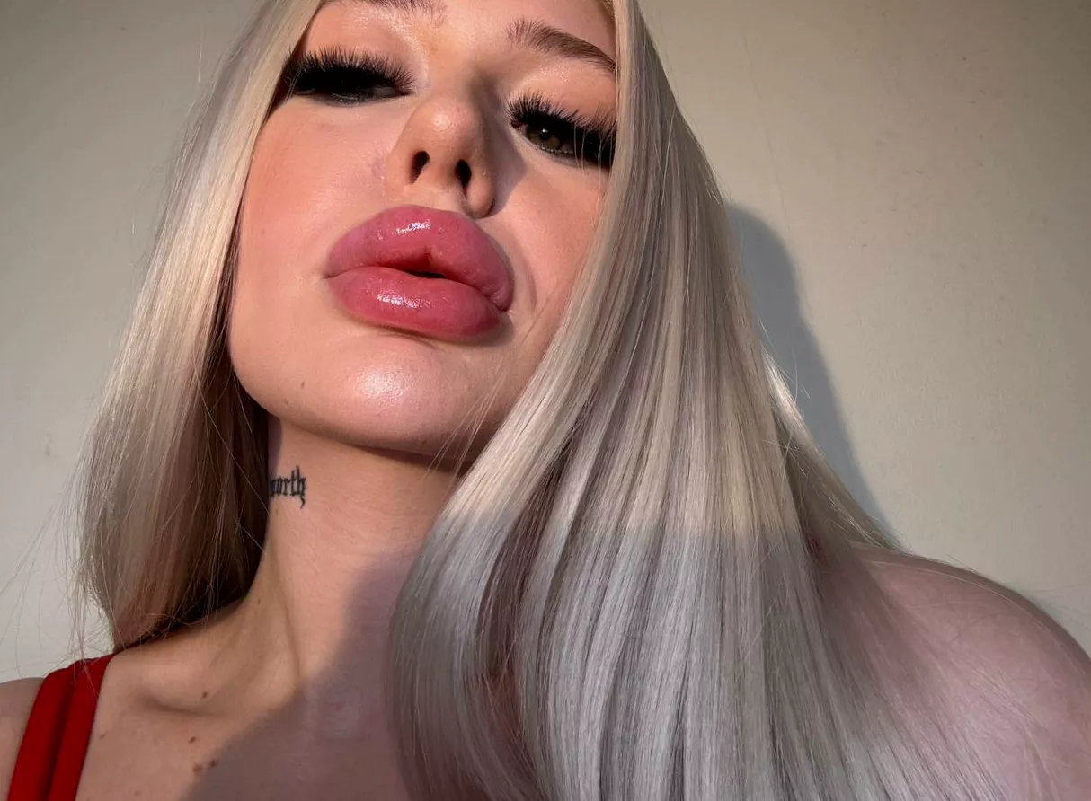 The best lips are bolted