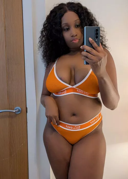 The perfect ebony cutie