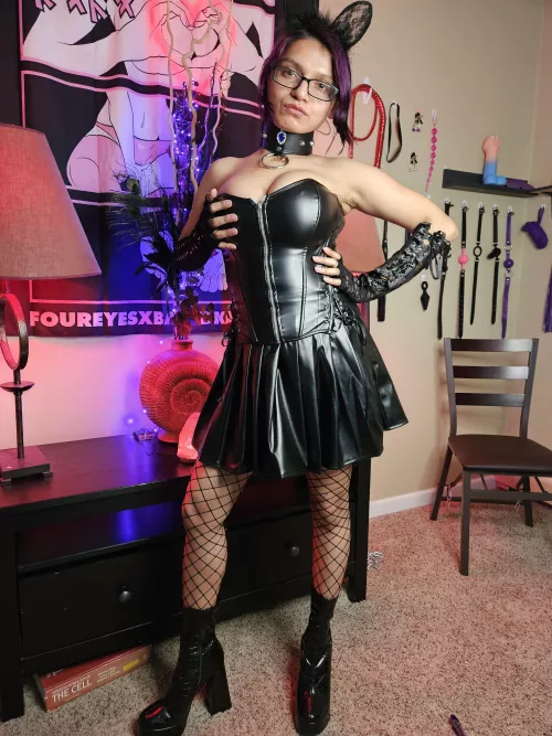 This goth mommy needs more tattoos