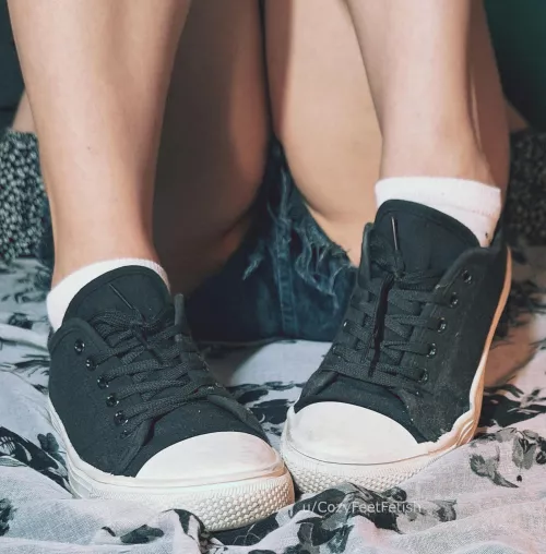 What you wanna kiss first?