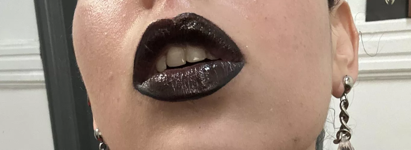 Where do u preffer my lips? 