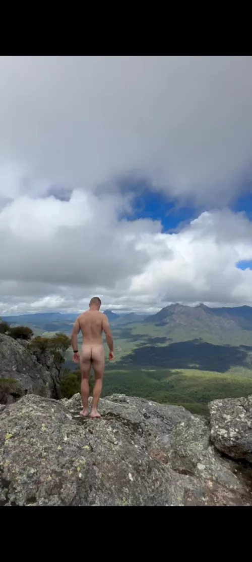 Who missed summer? ⛰️☀️