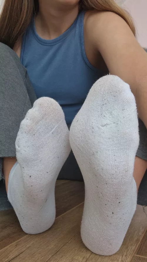 You can see my toes.. hehe 