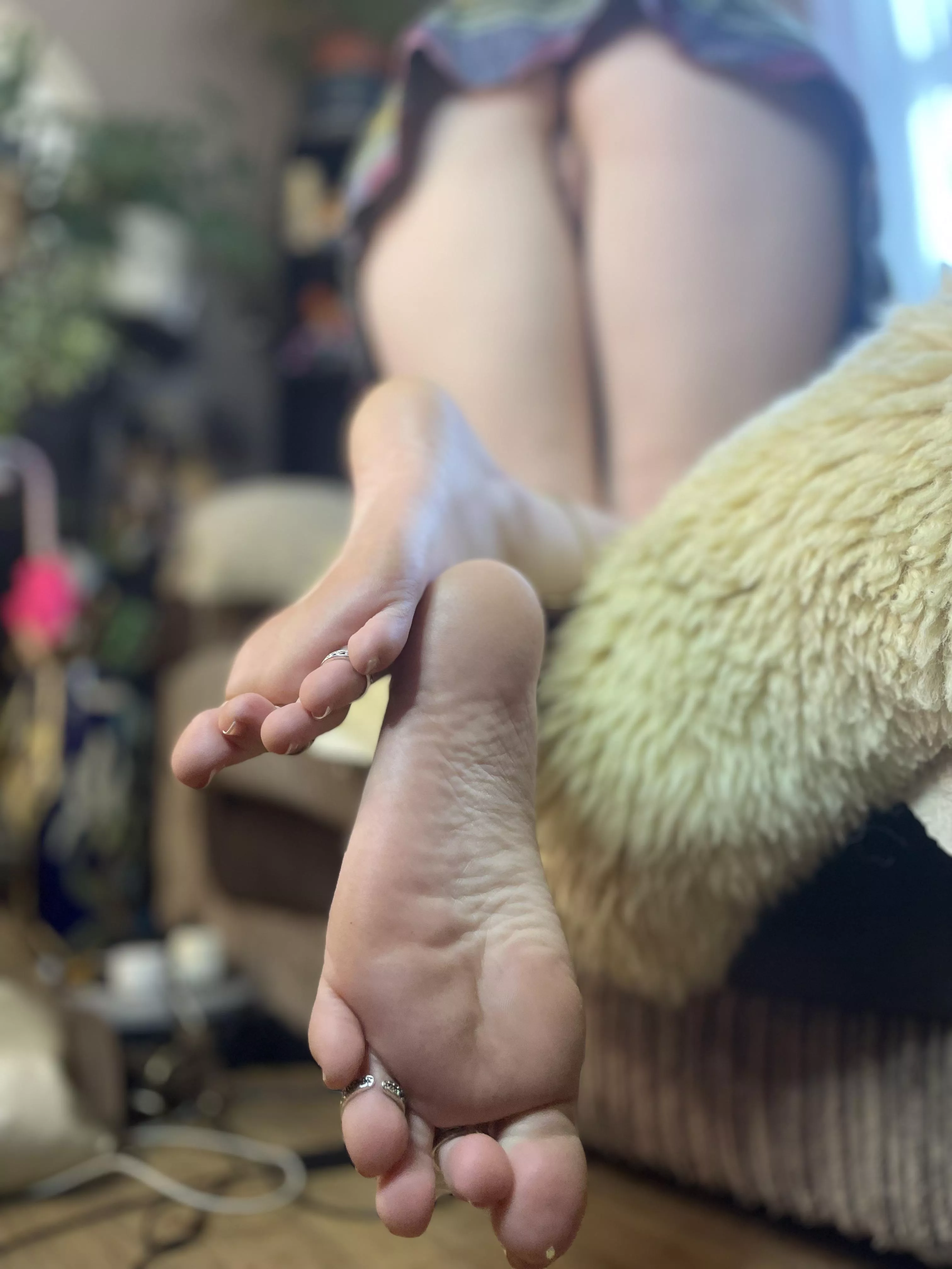 You catch my feet hanging off the couch 