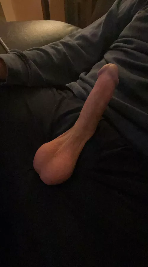 40 [M4F] just sitting around stroking this tonight, feel free to send a chat 