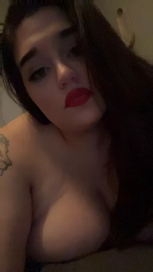 I need a cute boy 🥲