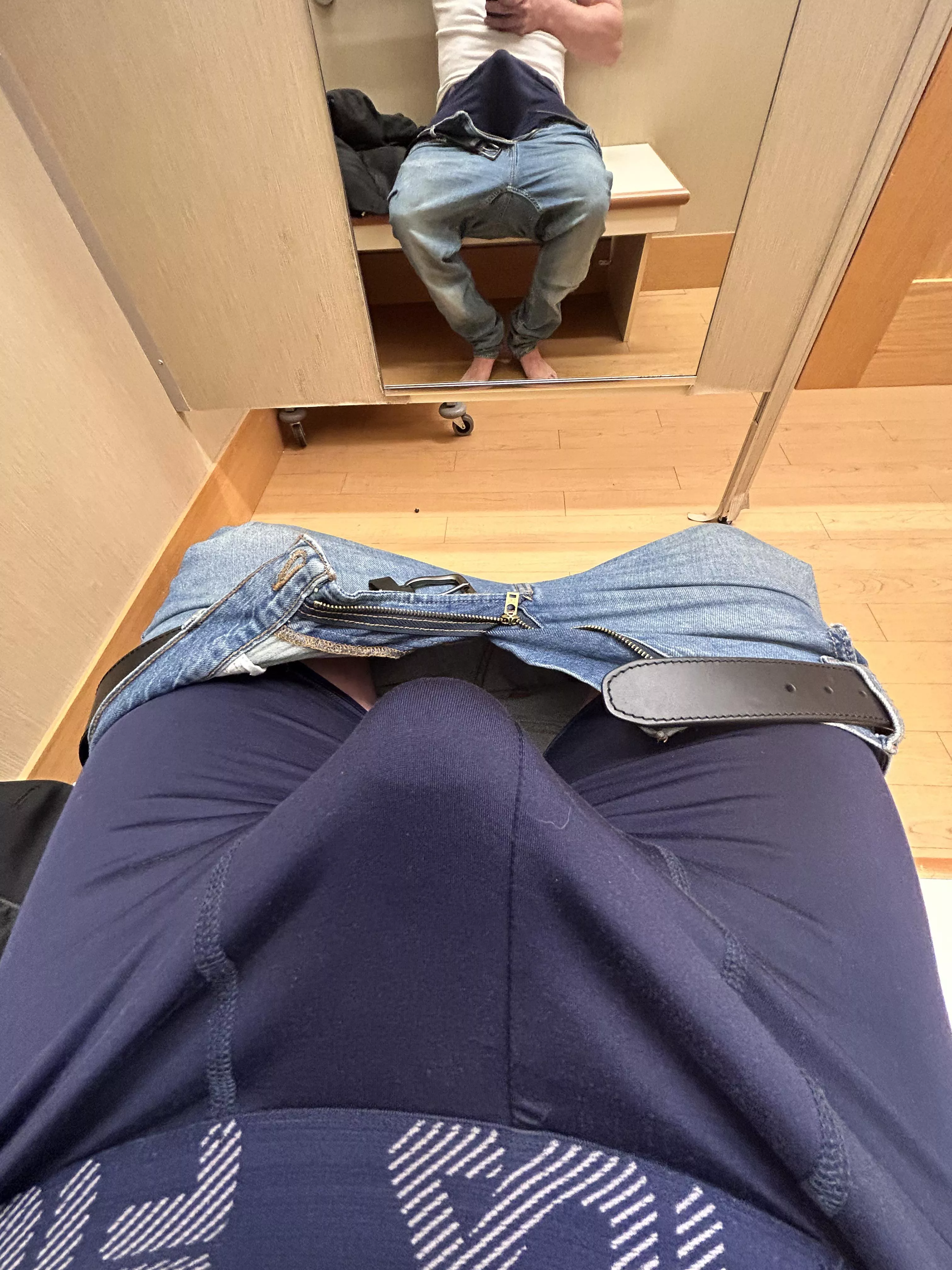 I wonder if anyone is going to peek in;)) I’d love to take someone’s wife back here with me!