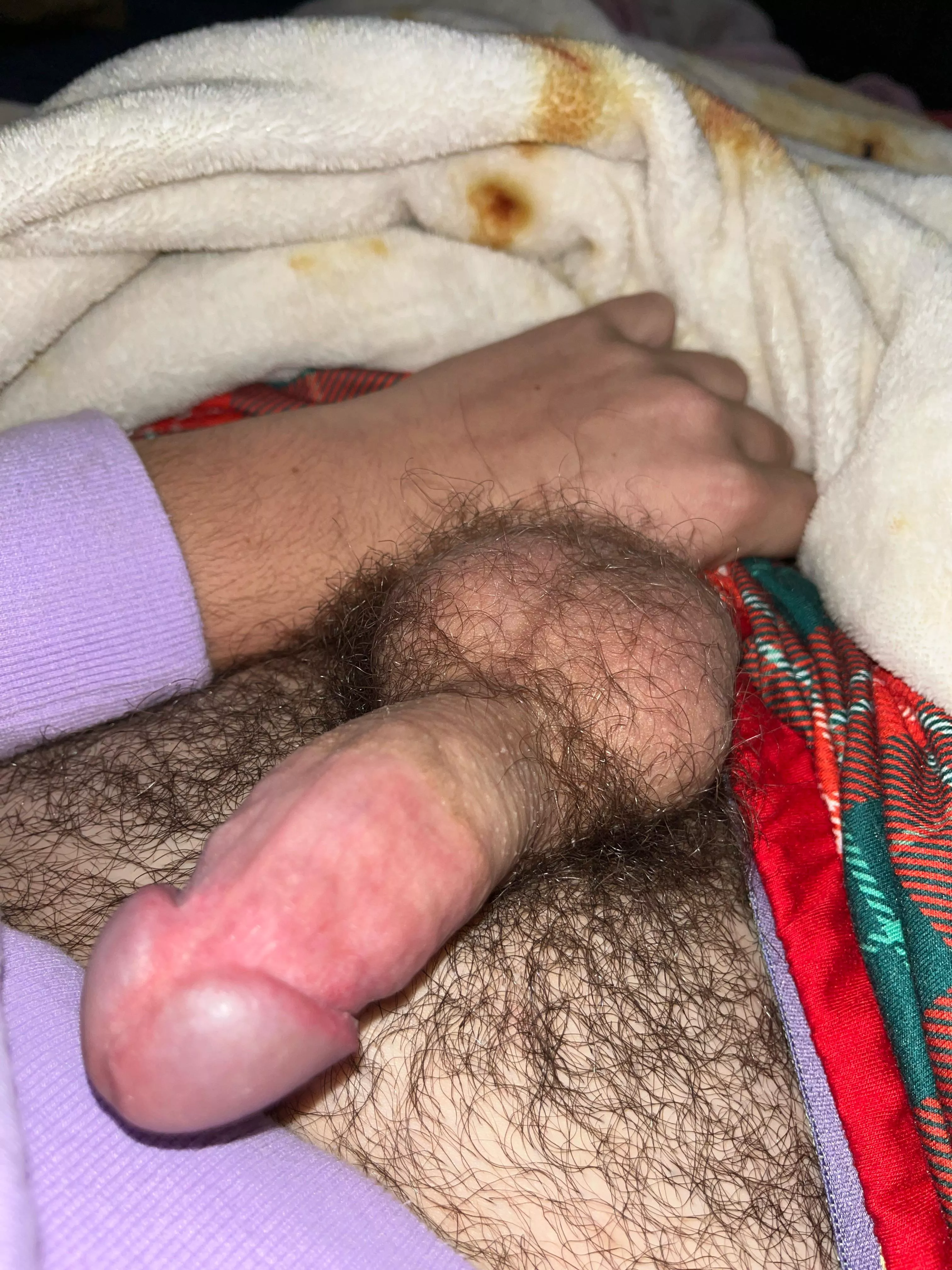 M19 looking for anyone to suck my dick make it risky in a public location