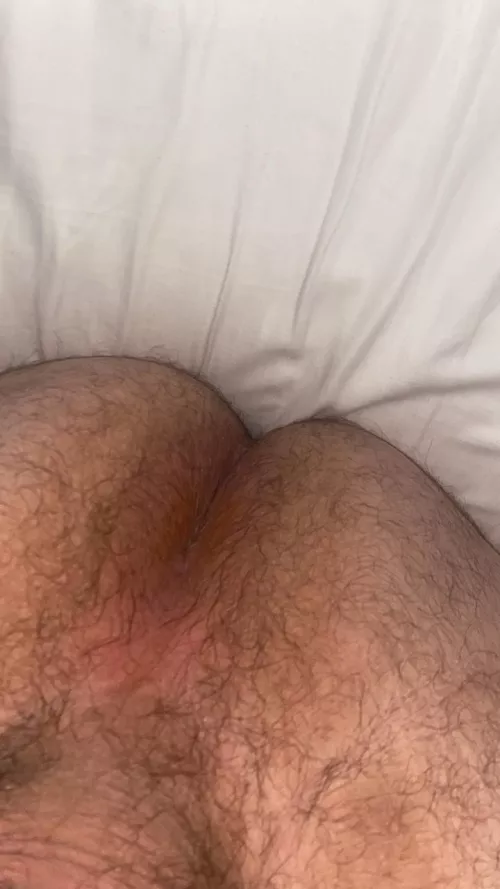 u/WillItBeEnough  lost and now his hole is on display. Keep bringing the bets 😈