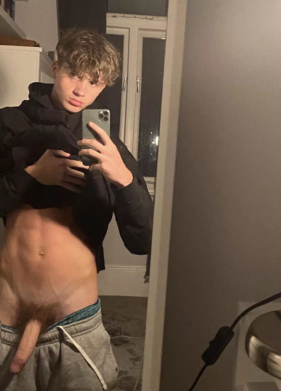 Wanna be my bro and give me head?