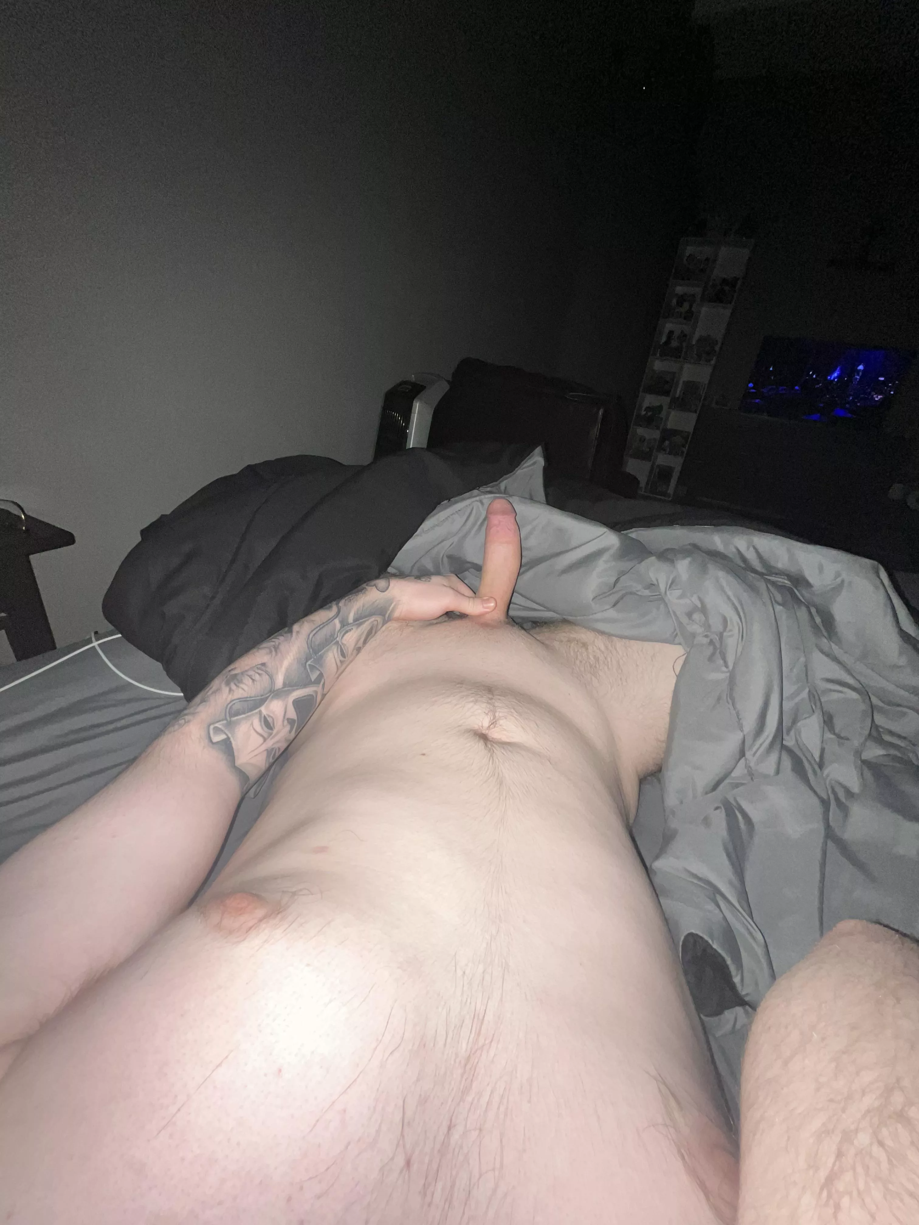 18(M4F) Just woke up with my cock hard as a rock