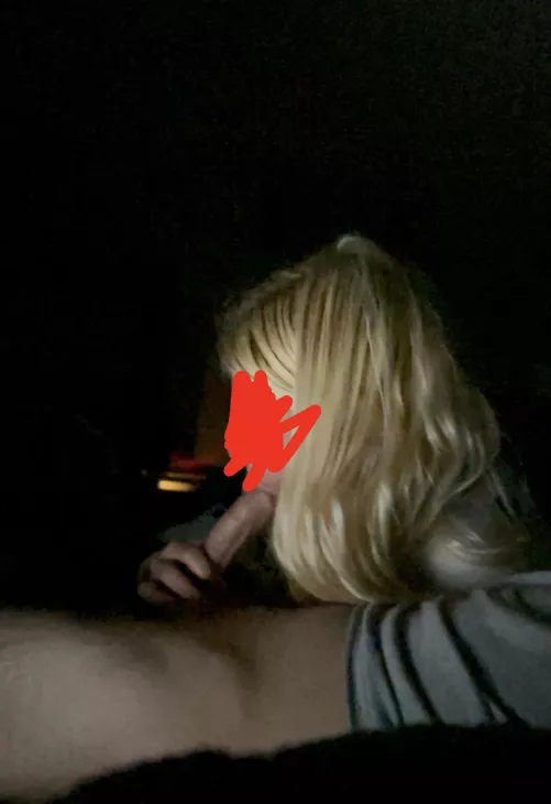 26/26 MF looking to attend a public swingers party 