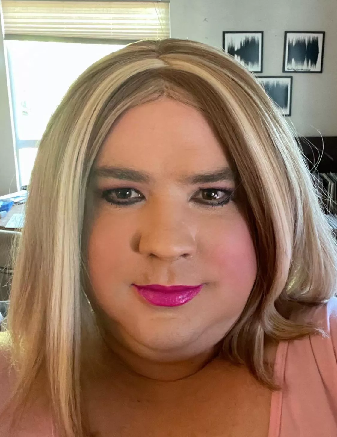 Any fellow sissy’s/CDs want to go out this weekend? (Portland)