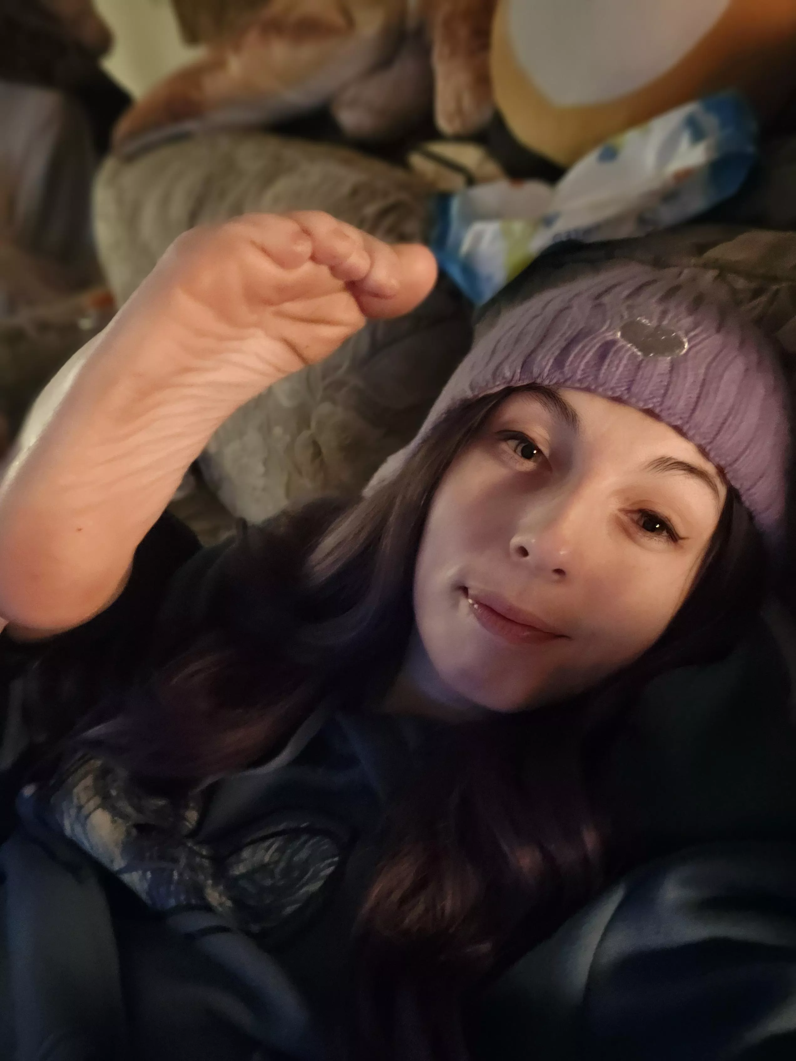 Dms are open if you desire some foot content from me today x