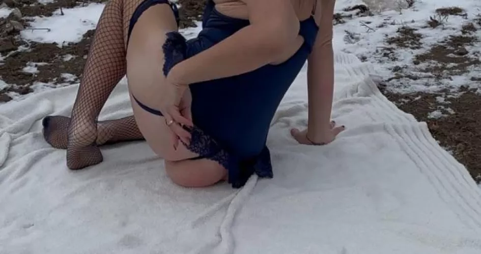 Freezing my ass off.. cum warm me up 