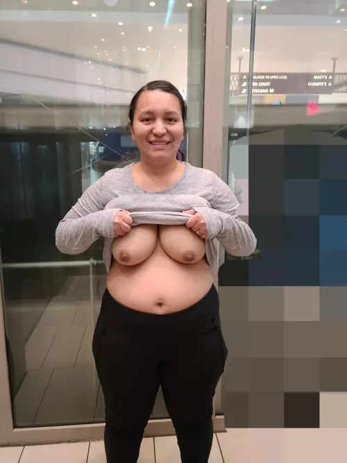 Happy Friday! Hopefully you recognize the mall! 