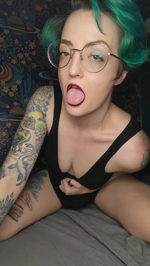 I just want a little taste... 💦