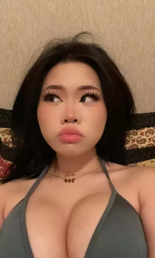 i made it hard to look away, but not harder than I just made you 😉