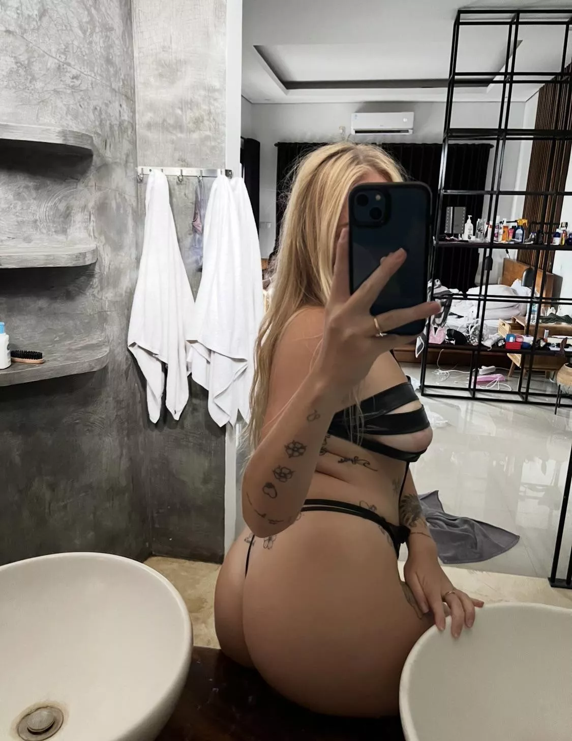 I think I got something on my ass.. can you check ?