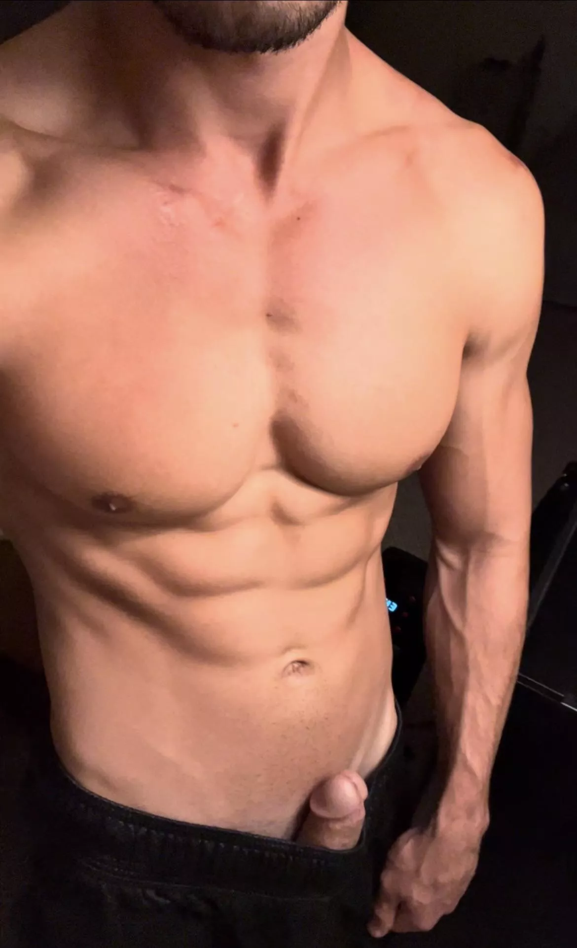 I’m very horny and ready to fuck that ass tonight, while I pin you DOWN with my rock hard muscles! 😈😈