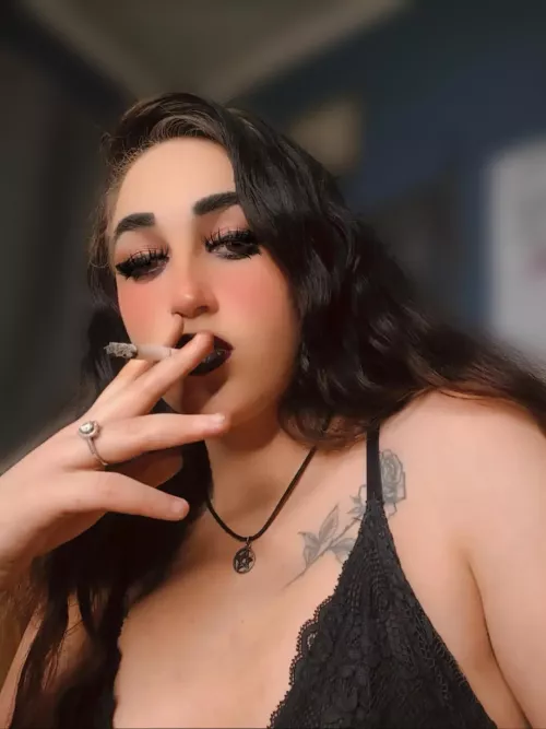 Inhale my every exhale 😏