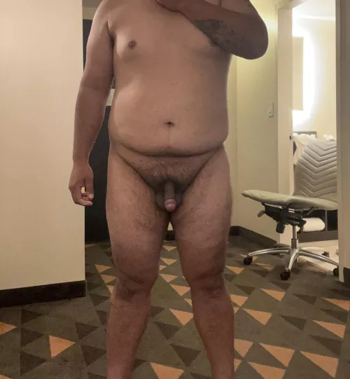 Love being naked and showing off. 