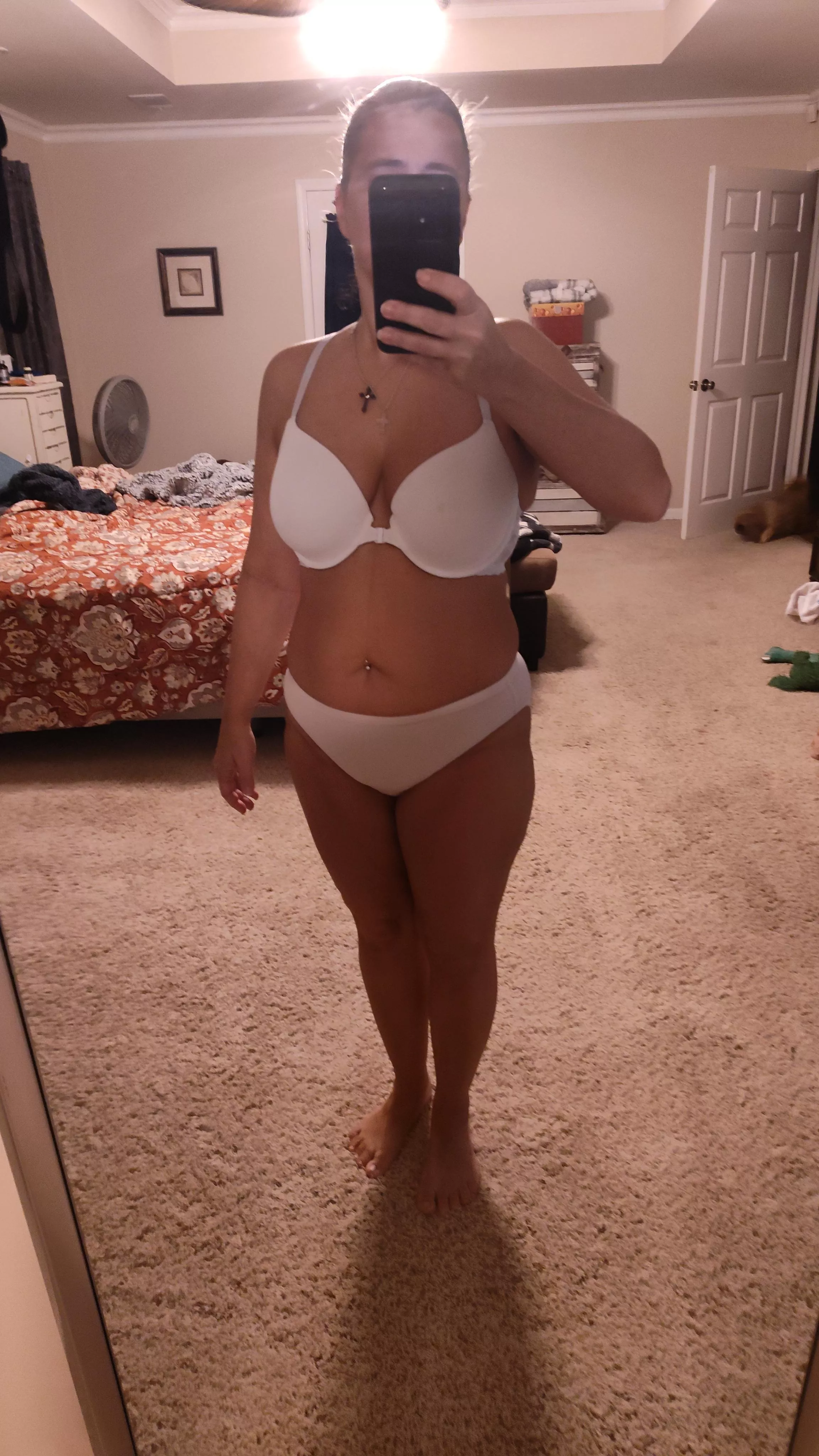 Southern milf getting ready for work on this cold morning