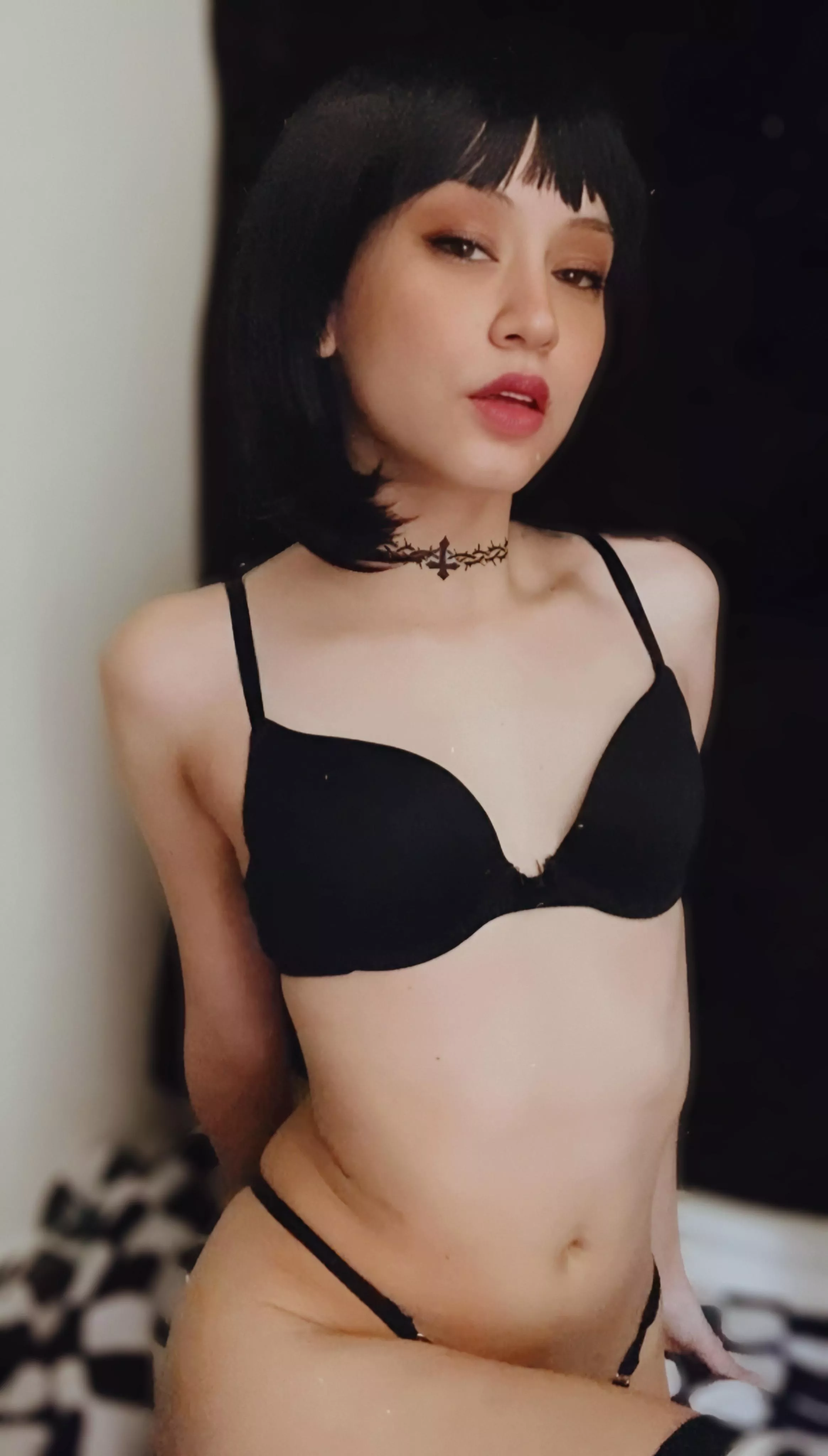 SPOILER : EVERYTHINGS SMALL 🫦