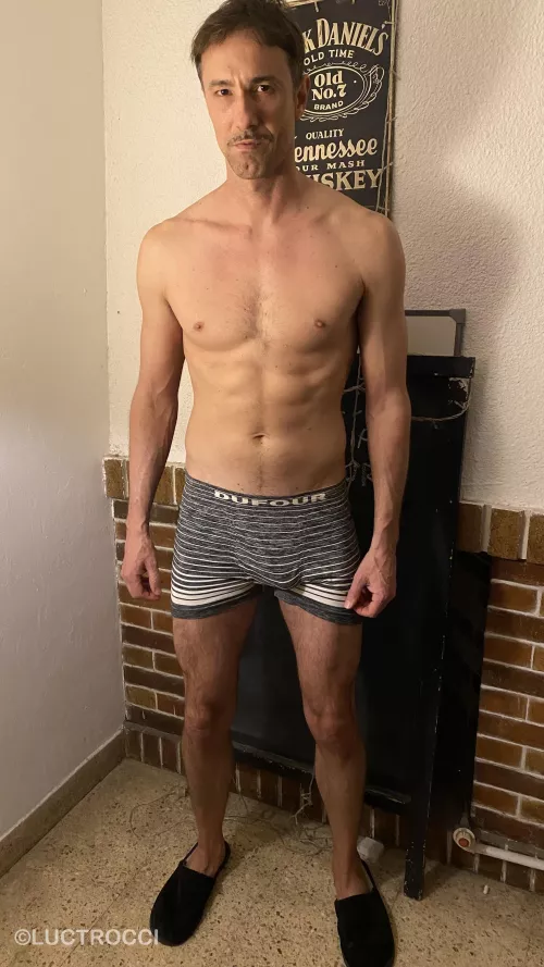 Take it off with your teeth