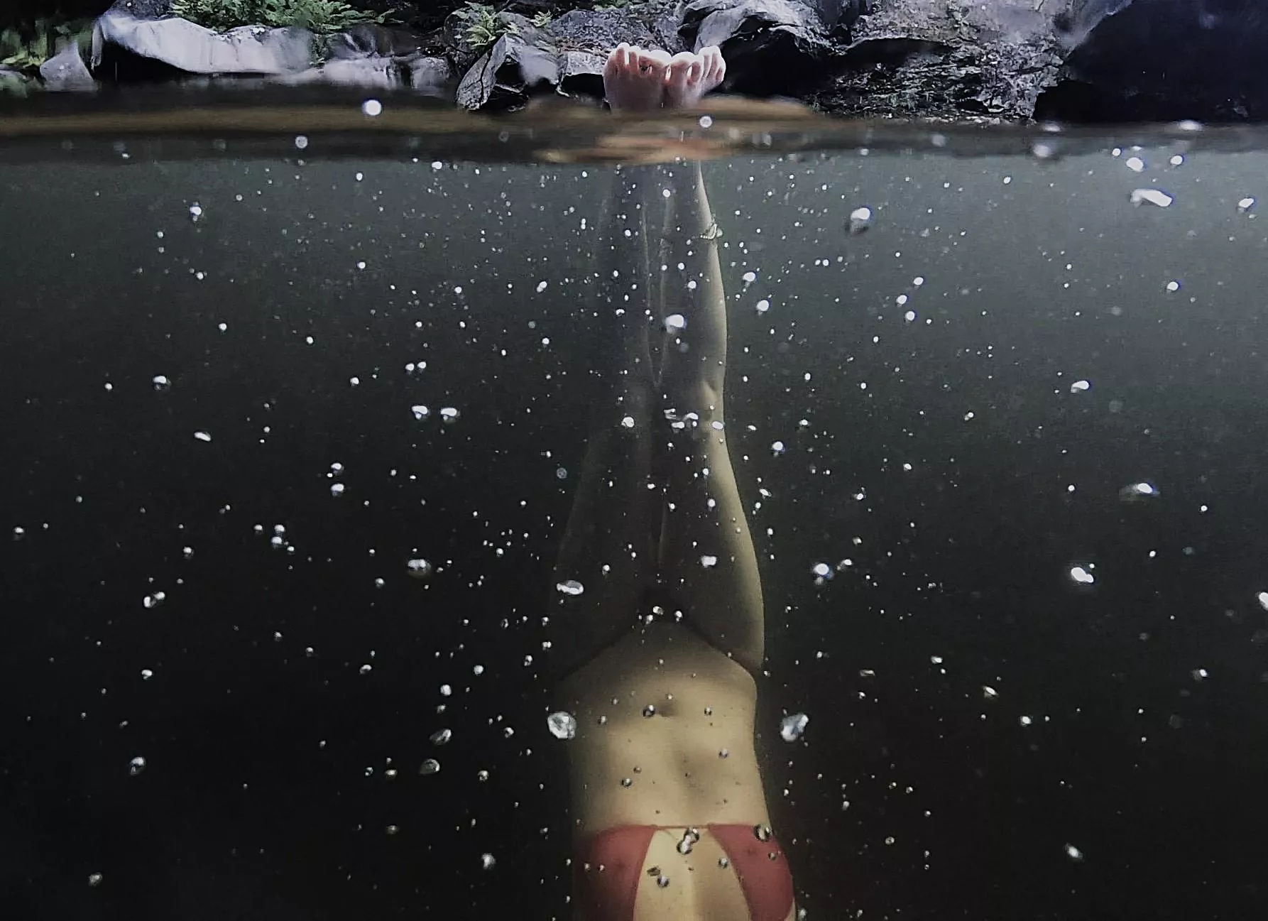 The BEST bikini for an early morning swim and freedive adventure!