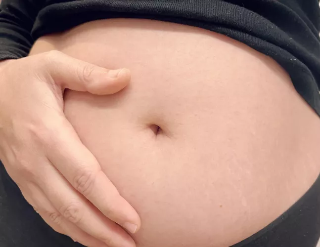 Wanna see me have some belly button play?