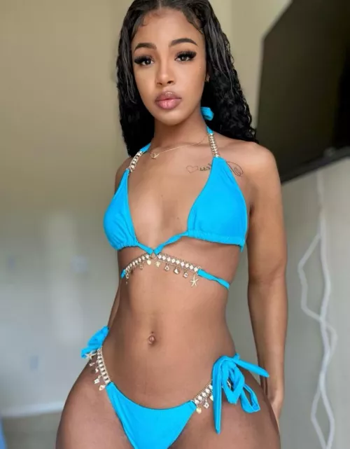 Would u pull out of me or leave it in?👀