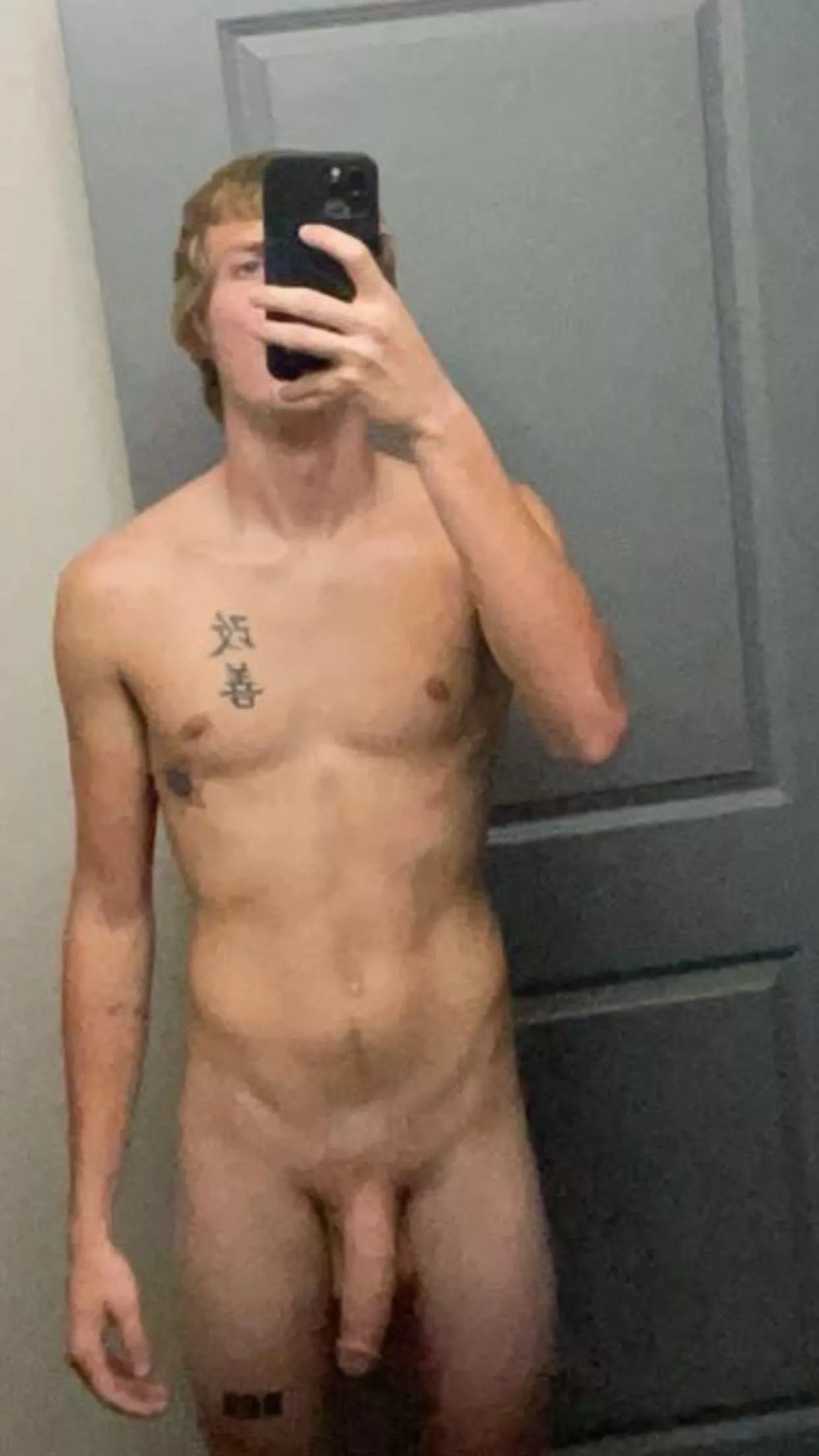 20yo m4f or couple hmu 