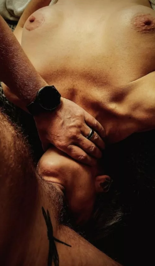 41/43 [MF4M] Midtown - Bi couple looking to connect with other hung bi guys (7.5”+ please)