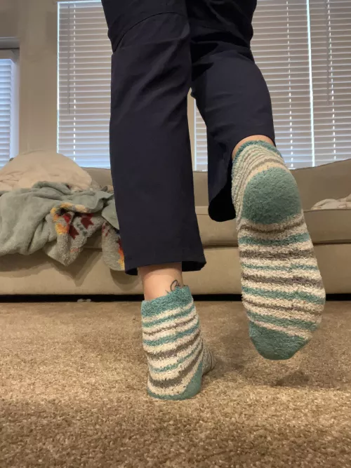 Are the best socks smelly or clean, because I’m on 2 days now. [F]