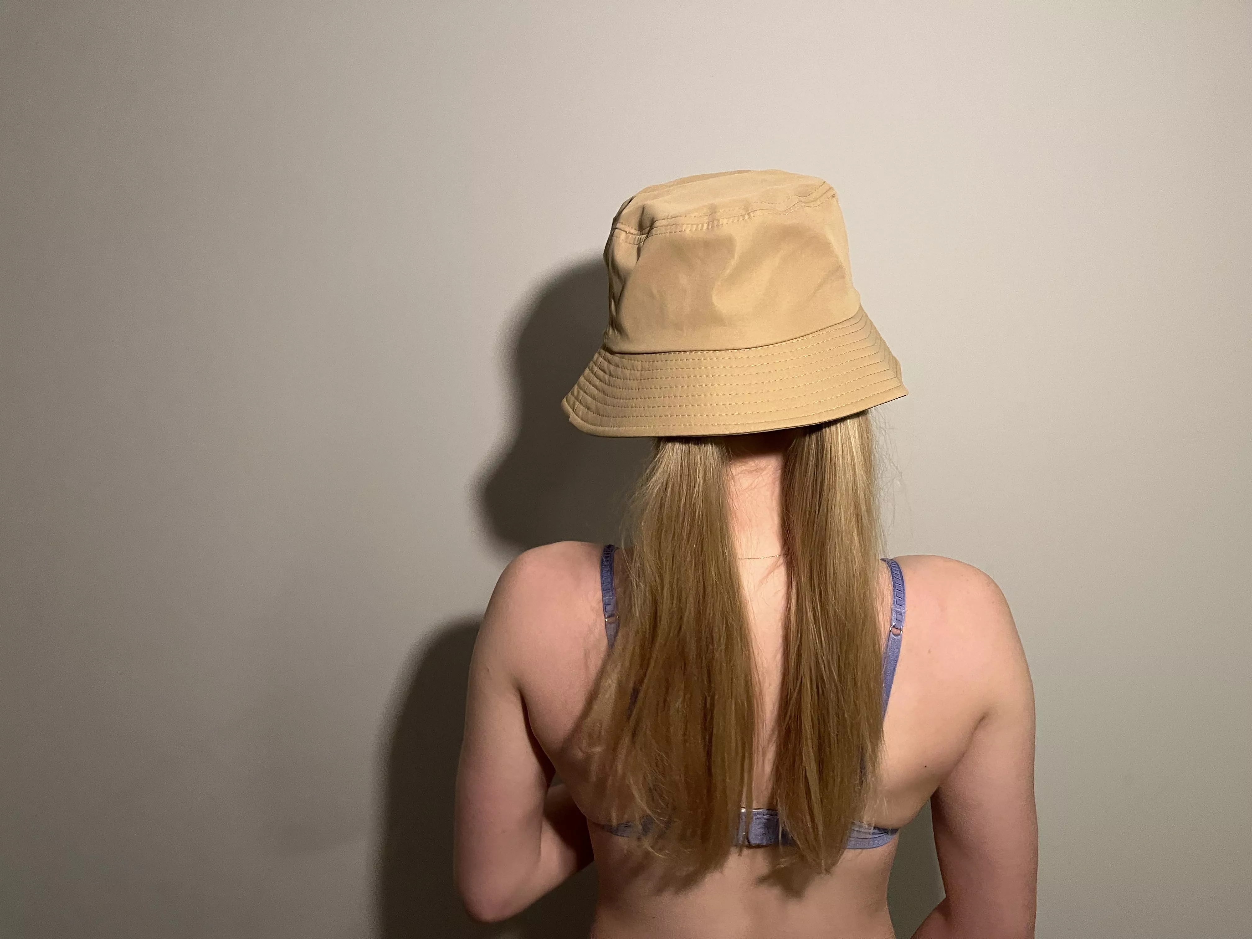 Barley legal, finally free🌶️.  want to get to know me😈