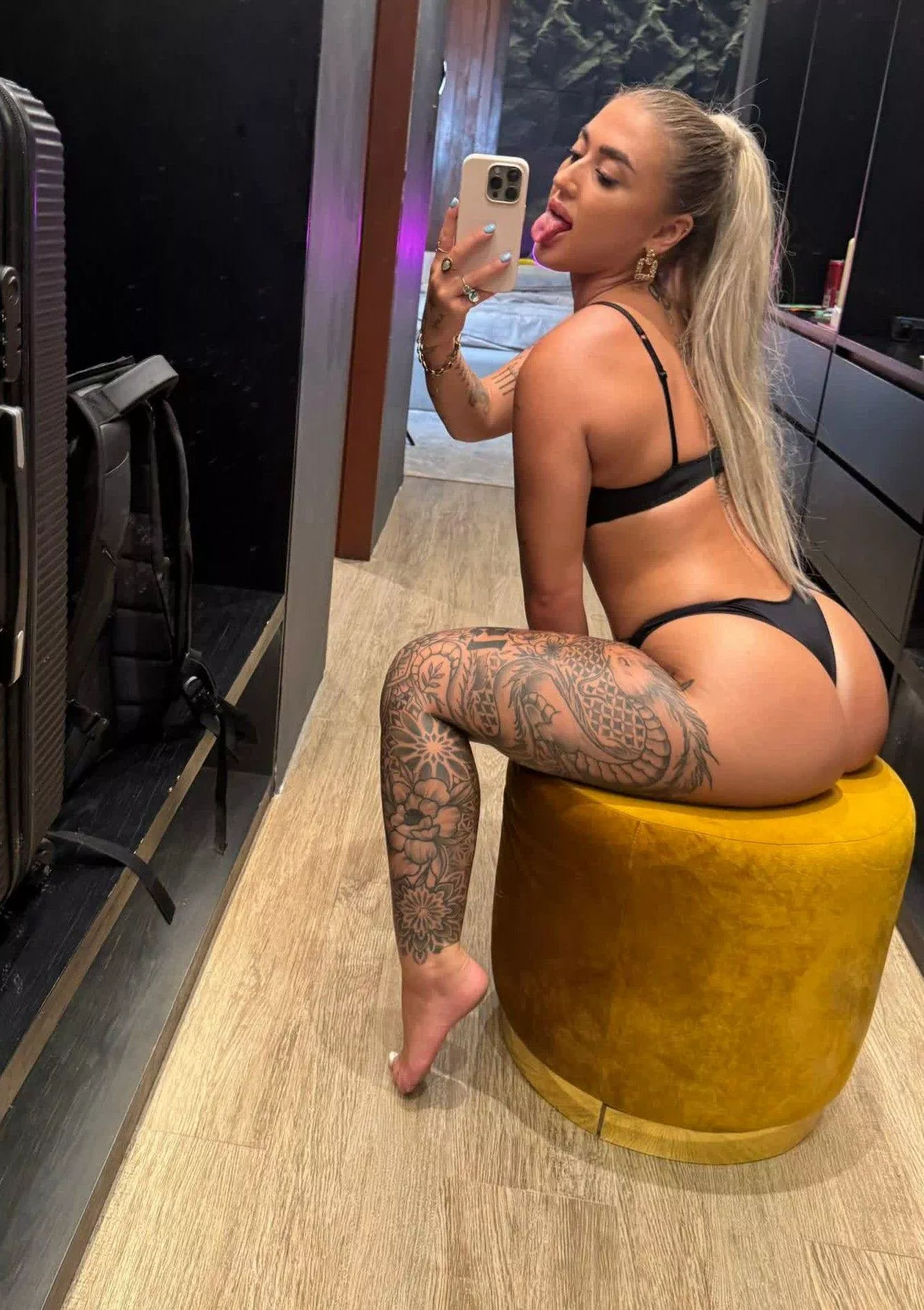 Caught YOU admiring the view....